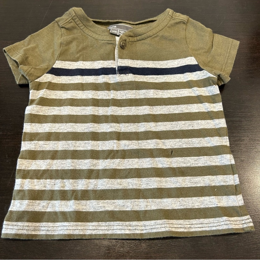 ☀️ 3/$15 Vince Striped Short Sleeve Tee Shirt Green